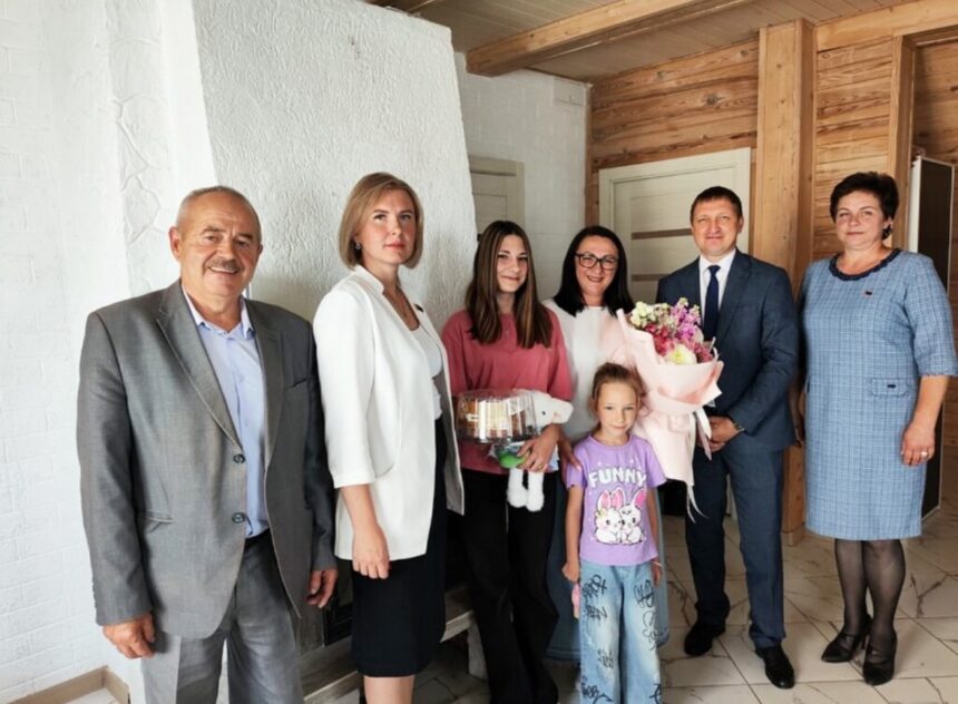 КУП «Смолевичское ЖКХ» поучаствовали в благотворительной акции «Собери портфель в школу»